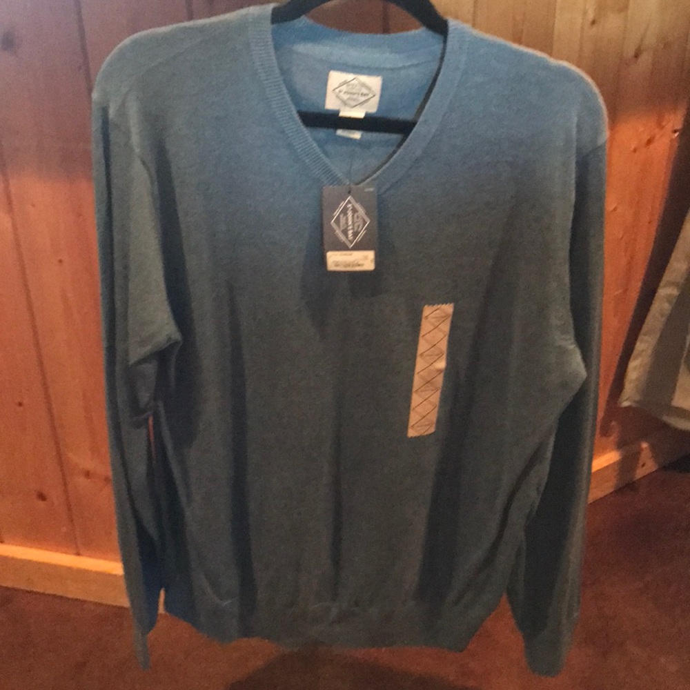 St Johns Bay sweater size large